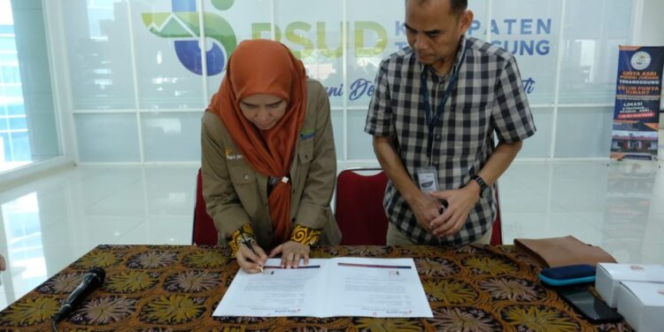RSUD Temanggung Terima Bantuan Mobil dari Bank Jateng