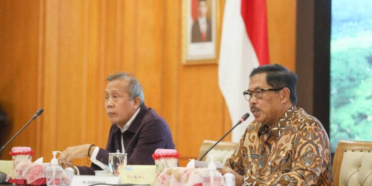 Pj Gubernur Jateng Kawal Kabupaten/Kota yang Belum Tuntaskan Anggaran Pilkada